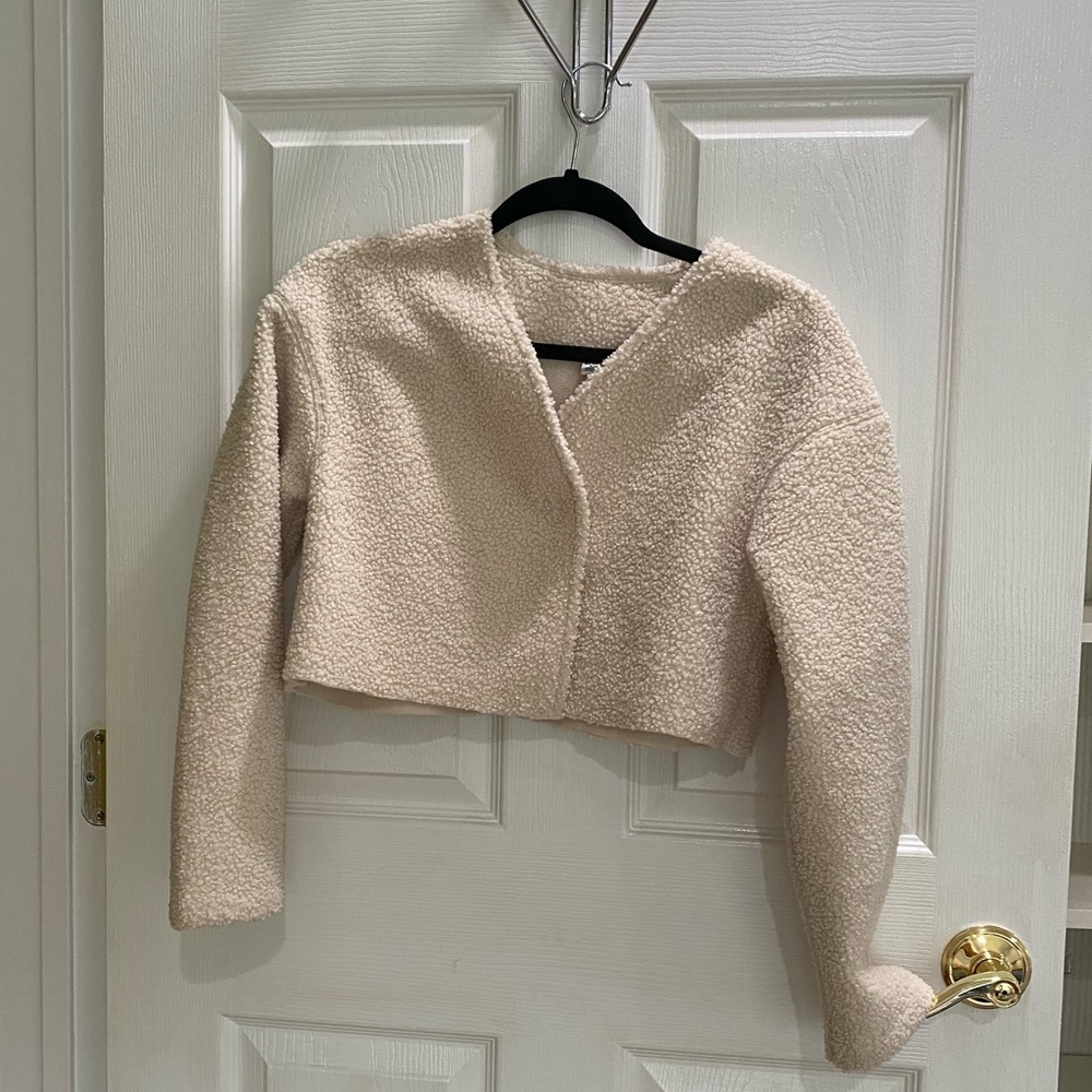 Lightly worn Cropped Sherpa Cardigan